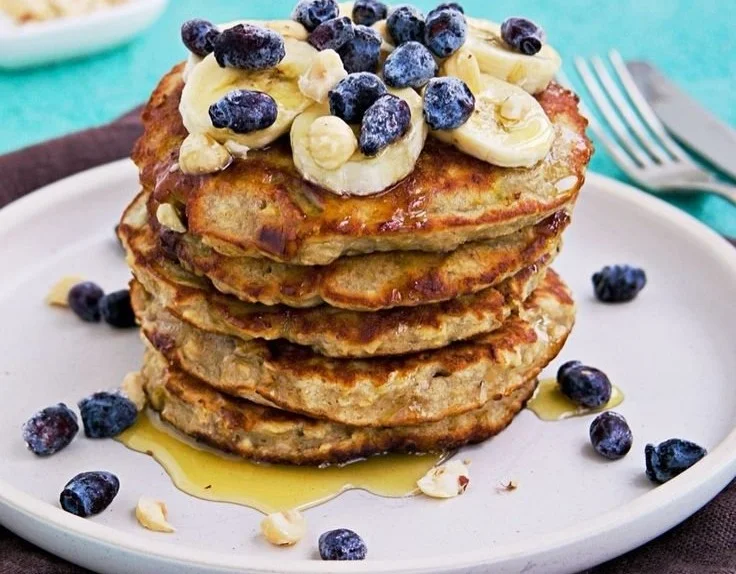 Banana Oatmeal Pancakes