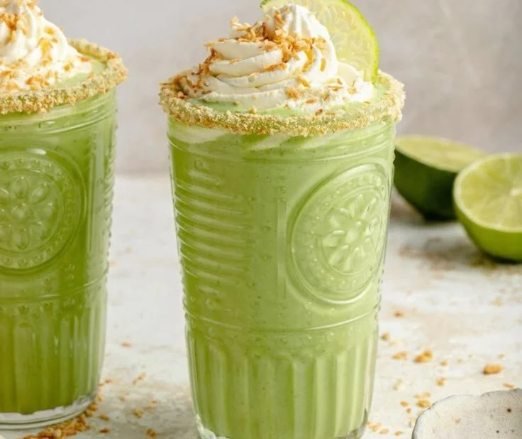 Creamy Coconut Key Lime Pie Smoothie