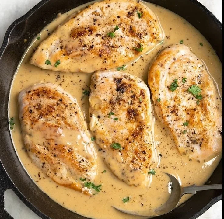 Delicious Ranch Chicken garnished and ready to serve